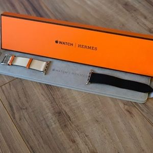 Hermès 44mm Orange/Indigo Apple Watch Band